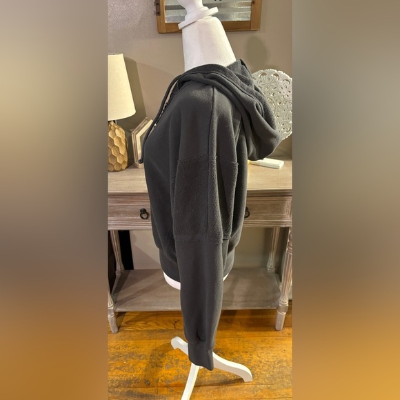 Abercrombie & Fitch Soft A&F Collection Hoodie - Picture 6 of 8